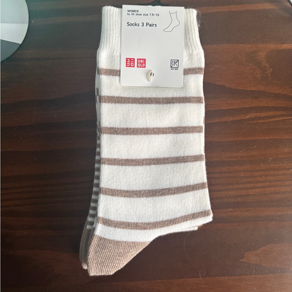 NWT Uniqlo Women's Casual Striped Socks